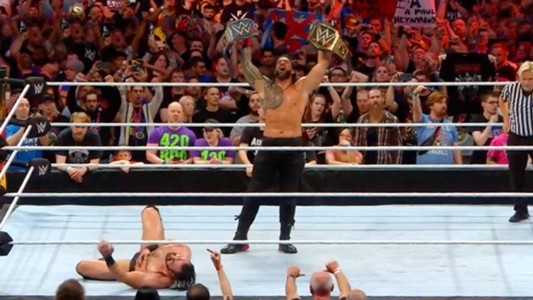 Roman Reigns w końcu przypięty na WWE Money in the Bank 2023