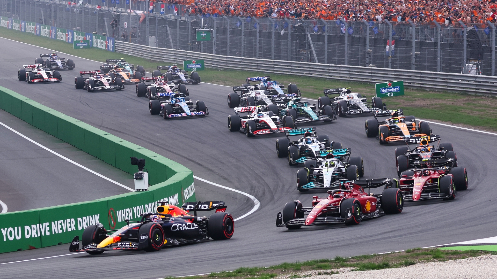 Max Verstappen Carlos Sainz Charles Leclerc Lewis Hamilton George Russell Lando Norris parrilla Fórmula 1 GP Países Bajos