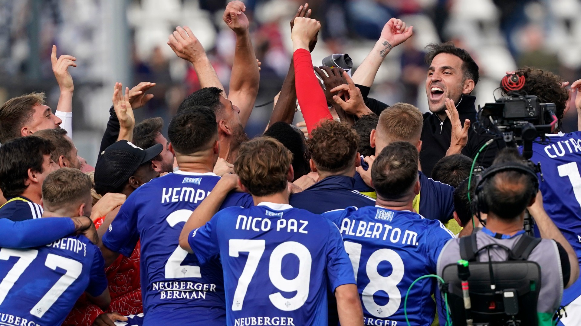 躍進のコモを率いるファブレガス監督に伊解説陣が見解「非常に優秀だが