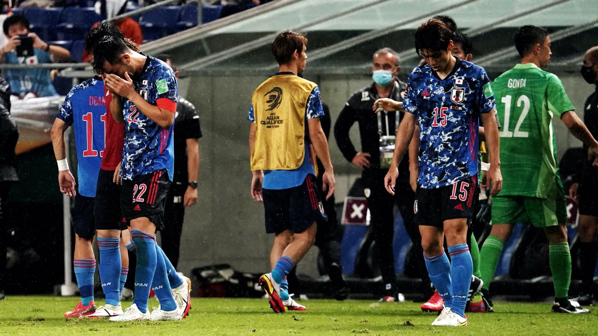 コラム 森保ジャパンが浴びせられた冷や水 なんとなく では勝てないアジアの現実を突きつけられたオマーン戦の敗北 サッカー日本代表 Dazn News 日本 コラム 森保ジャパンが浴びせられた冷や水 なんとなく では勝てないアジアの現実を突きつけられたオマーン戦の敗北 サッカー日本代表 Dazn News 日本