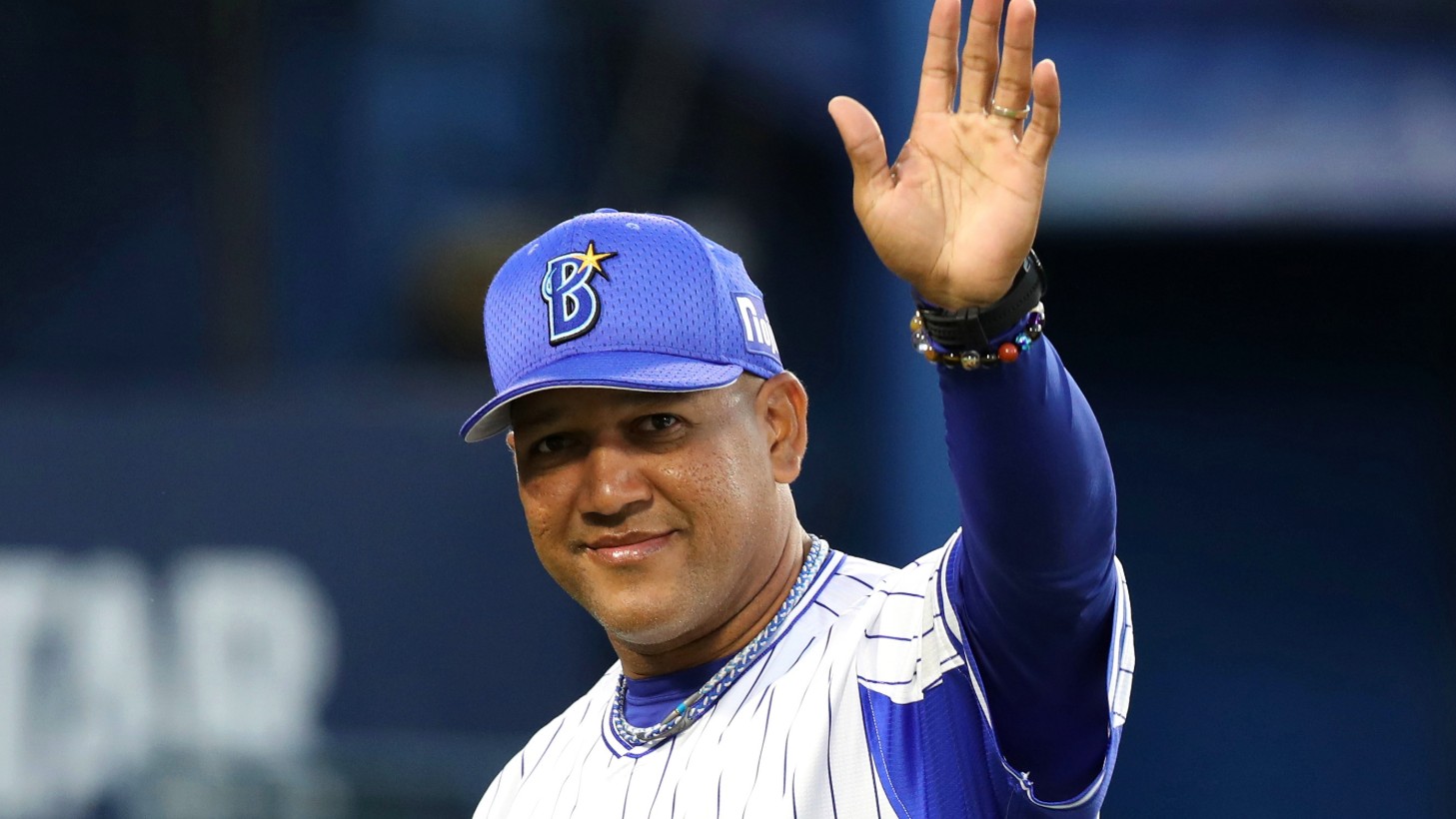 ラミレス監督が自宅トレを公開 どうか皆さん健康で セ リーグ Dena Dazn News 日本