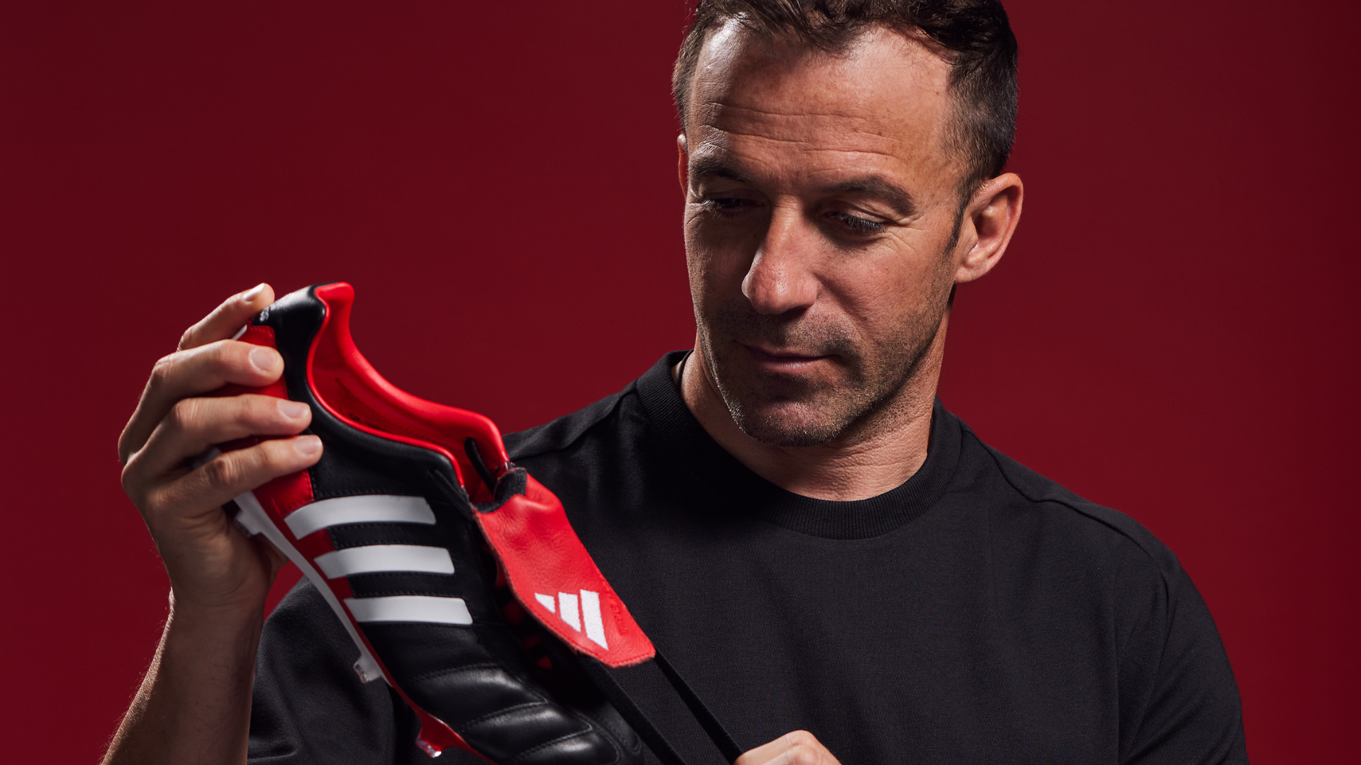 adidas rilancia Predator Mania Nero e Rosso con Alessandro Del Piero | DAZN  News IT