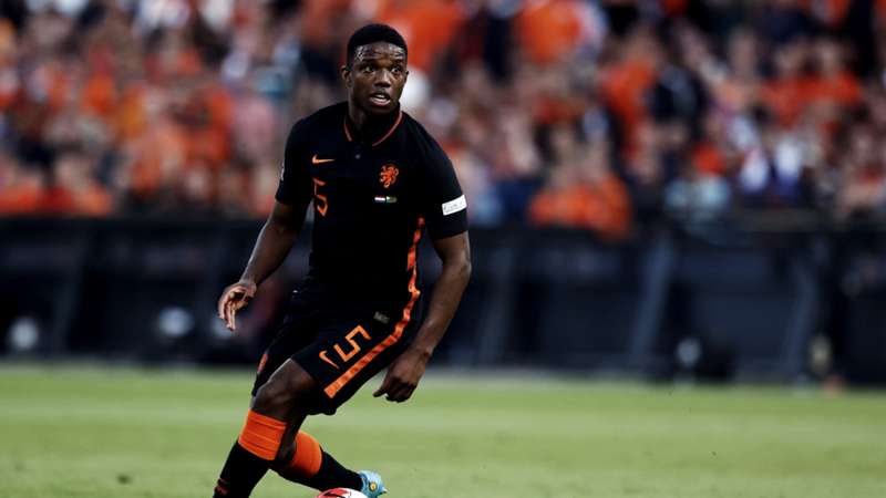 Manchester United confirm €15m Tyrell Malacia signing from Feyenoord