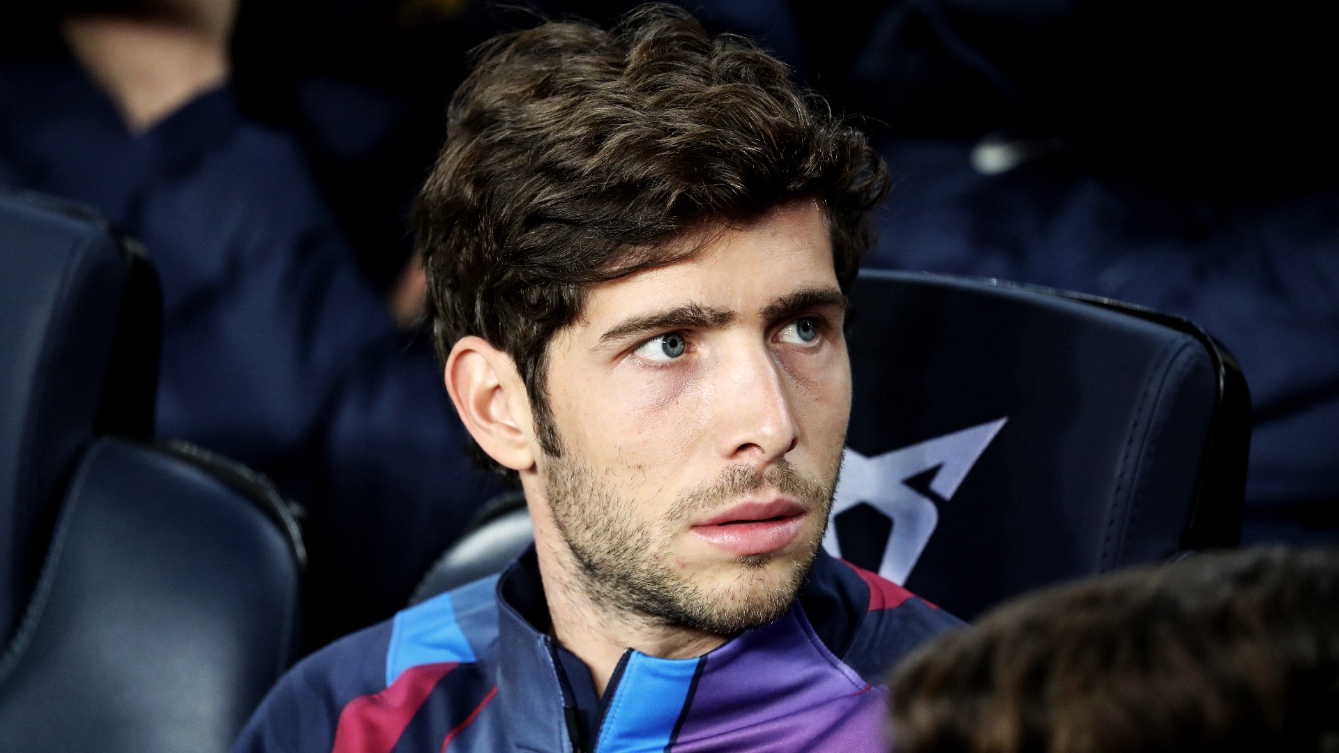 セール中…セルジ・ロベルト直筆サイン入り大型写真…Sergi Roberto… セルジ・ロベルト直筆サイン入り大型写真…スペイン代表サッカー選手…の
