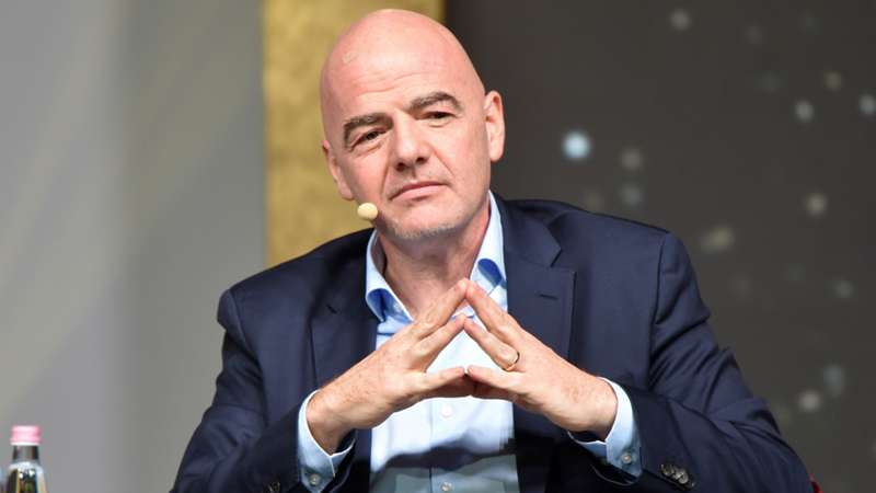 Fifa, i complimenti di Infantino al Napoli