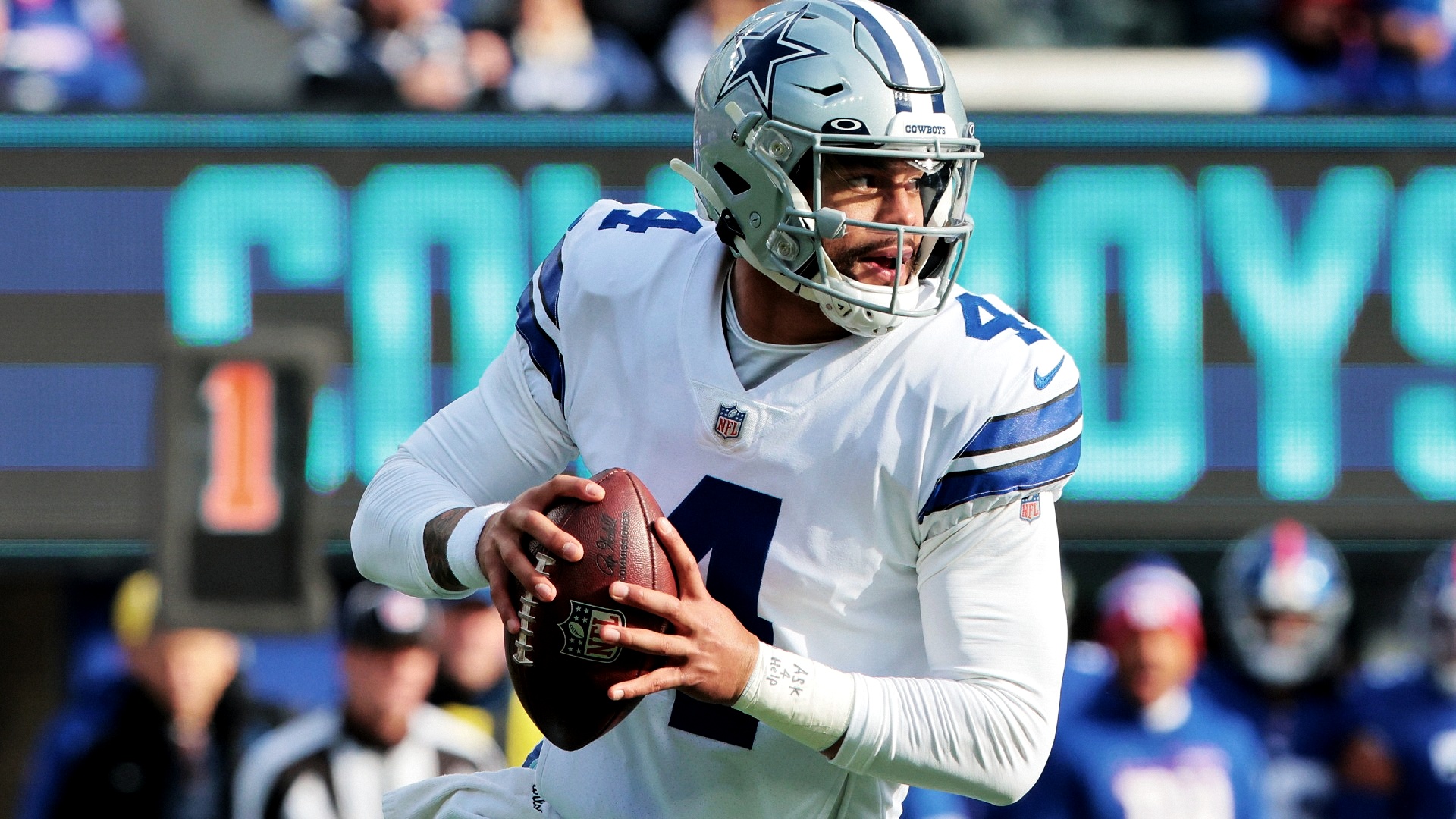 Dak Prescott, quarterback, Dallas Cowboys, NFL 2021