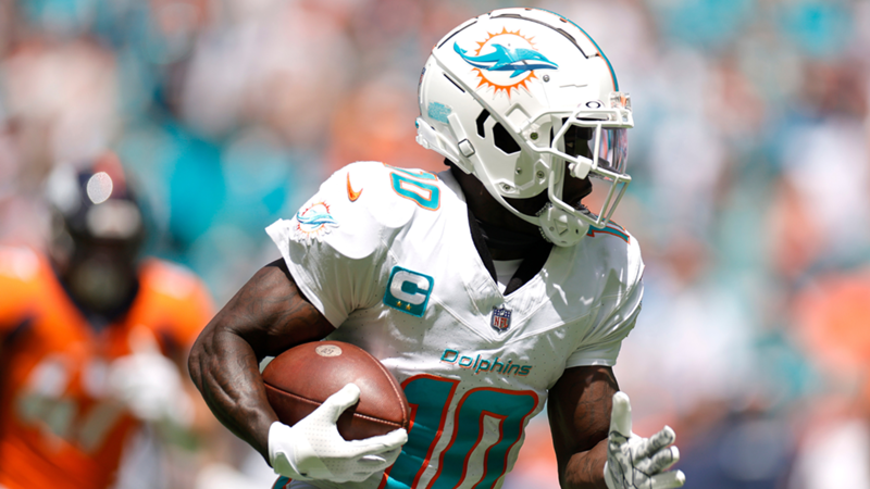 Tyreek Hill sets NFL record after another dominant display for Miami Dolphins