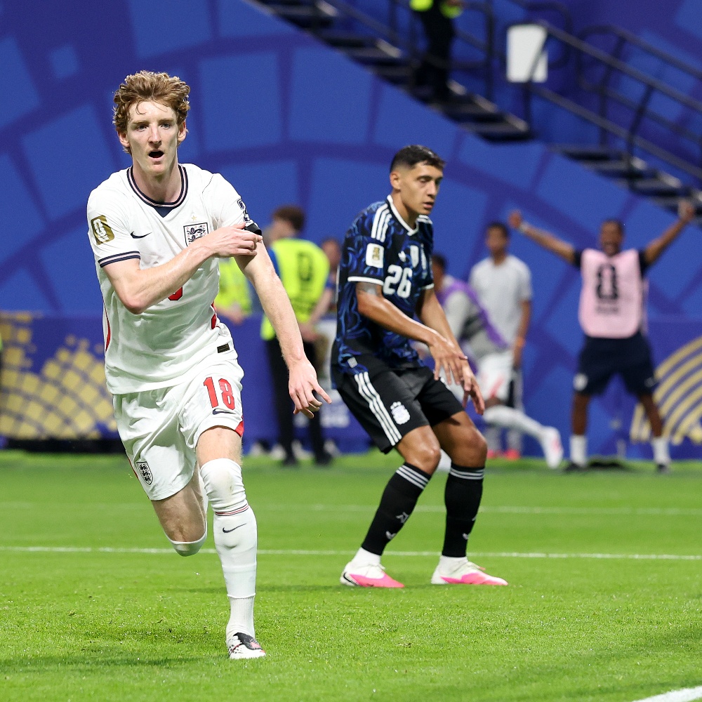 レアル・マドリーFWベンゼマがバロンドール初受賞｜ラ・リーガ | DAZN