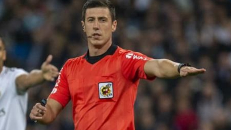 ¿Quién es César Soto Grado? Árbitro del Alavés vs Real Madrid de LALIGA