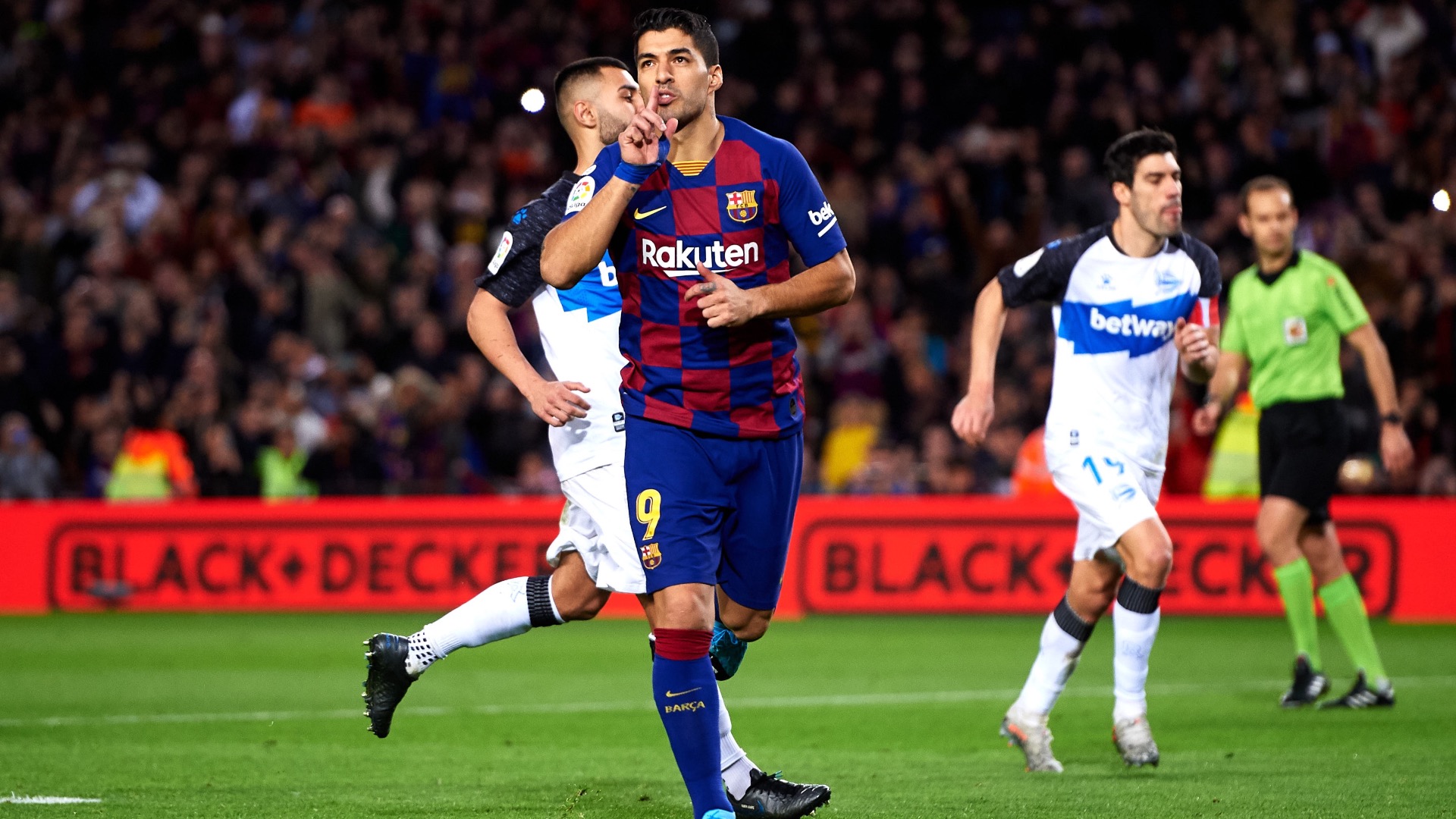 バルセロナに新たなストライカーを望むスアレス 若いストライカーを連れてきた方が良いと言ってきた Dazn News 日本