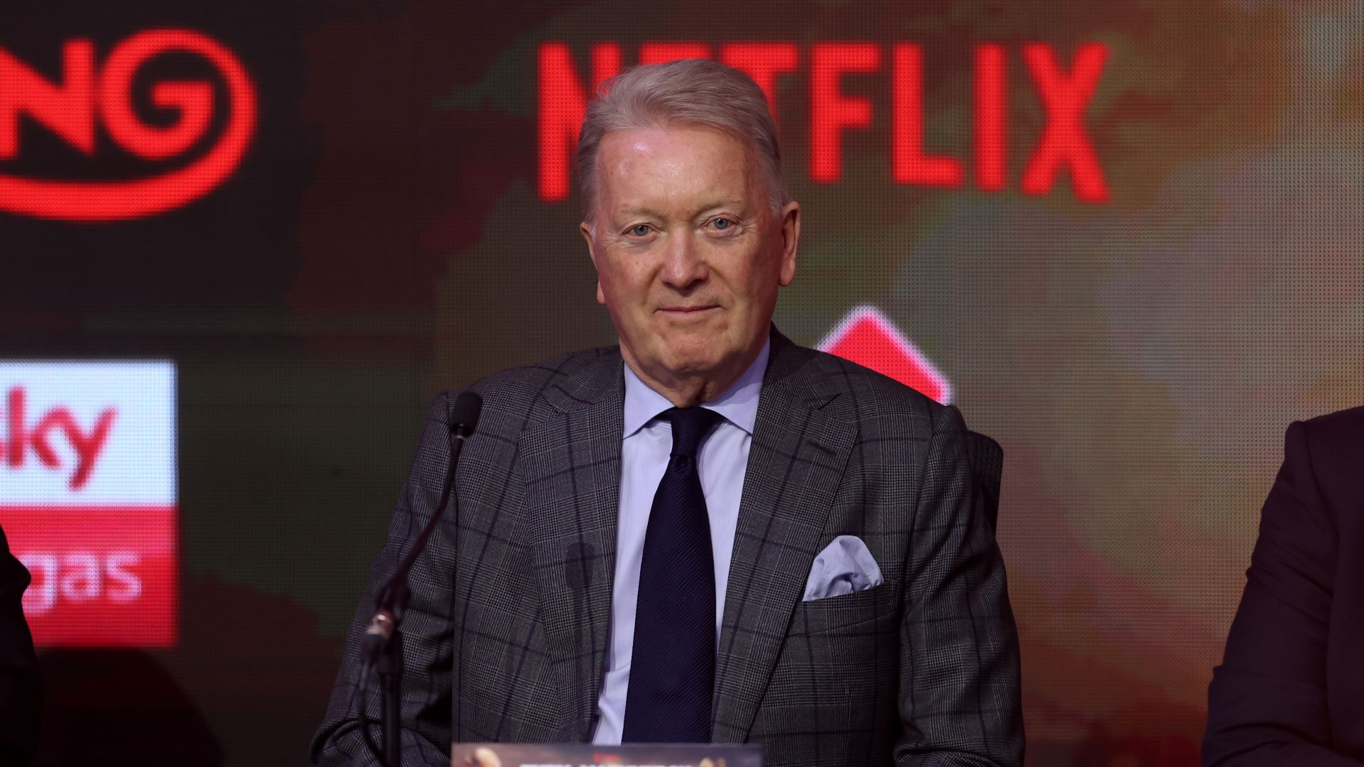 Frank Warren picks 'big favourite' for Tyson Fury vs. Anthony Joshua to ...