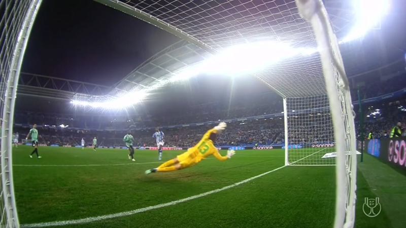 Rui Silva firma una de las mejores paradas del año: ¡así fue su bestial mano en el Real Sociedad - Betis!