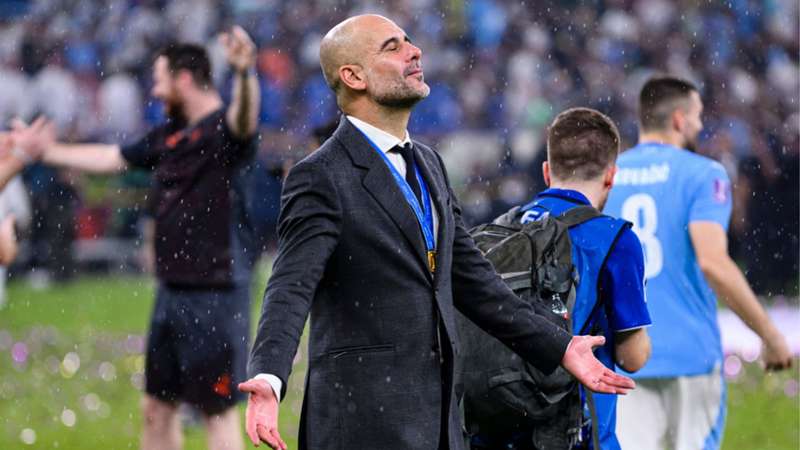 Pep Guardiola y el Manchester City cierran un año histórico: "Es algo que ningún otro equipo inglés ha conseguido"