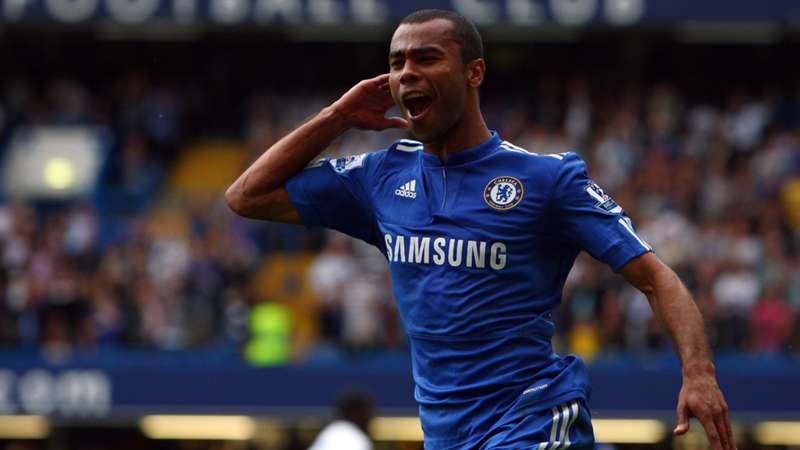 Former teammate surprised Ashley Cole now a coach: He said he'd 'never go into it'