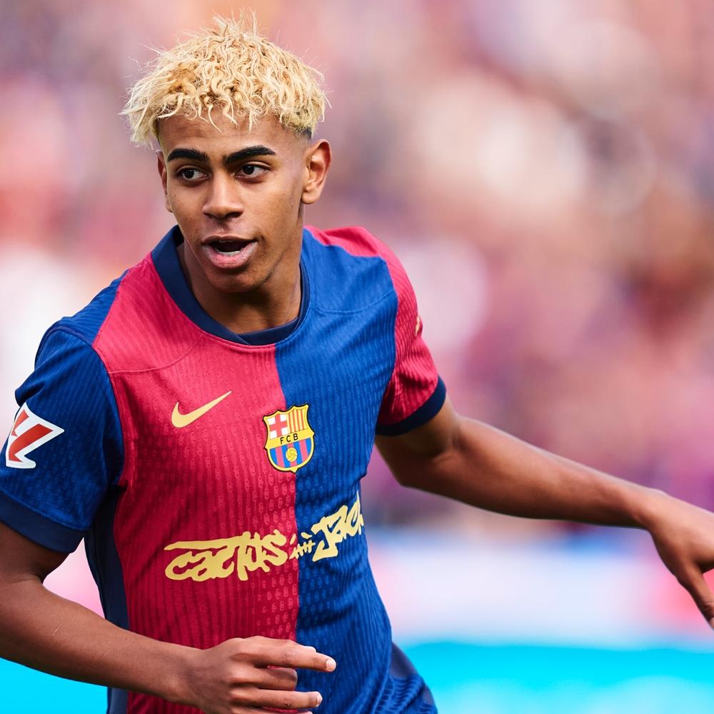 バルセロナ、17歳ヤマルとの契約を2031年まで延長！年俸は7億円から25
