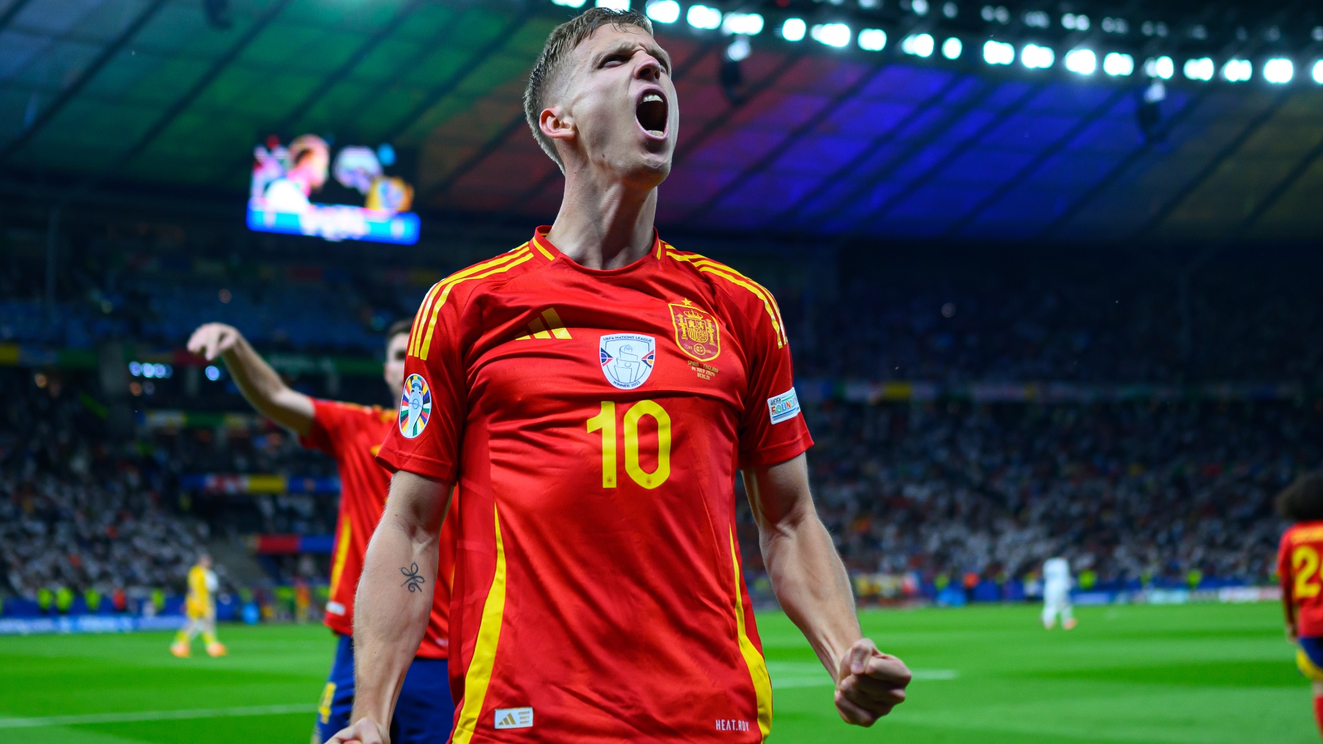 移籍情報】バルセロナが4年半越しの念願叶える…下部組織出身ダニ