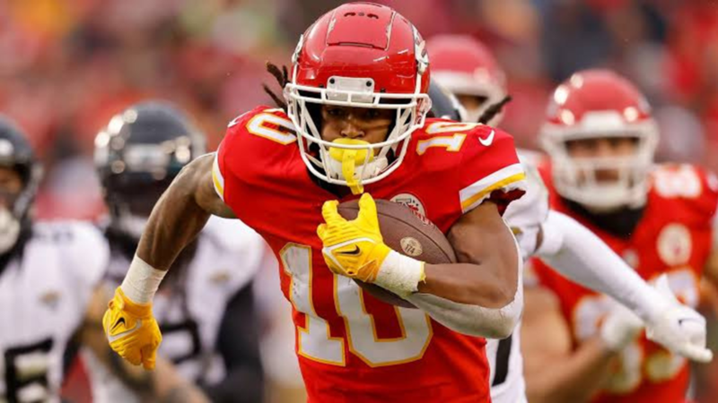 Isiah Pacheco running back de los Kansas City Chiefs: estadísticas, salario, posición y altura