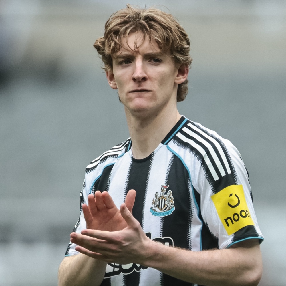 レアル・マドリード、シャビ・アロンソはあと1試合でもつまずけば解任