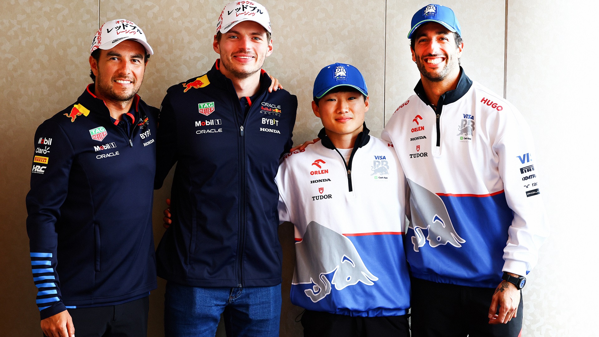 激レア F1シール 難く ステッカー コンプリート 角田裕毅 マックス 2024 