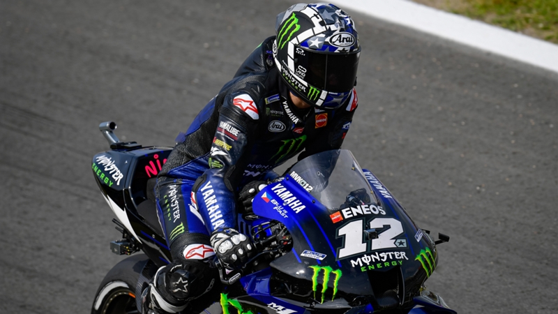 Maverick Viñales y las imágenes que han provocado que Yamaha decida bajarle de la moto