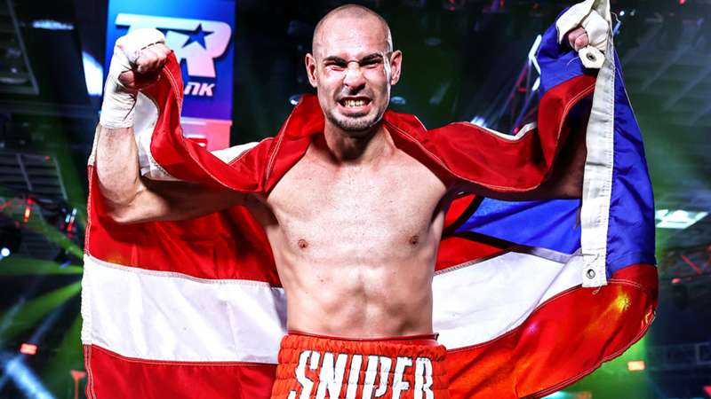 José Pedraza masterfully dominates Javier Molina with unanimous decision