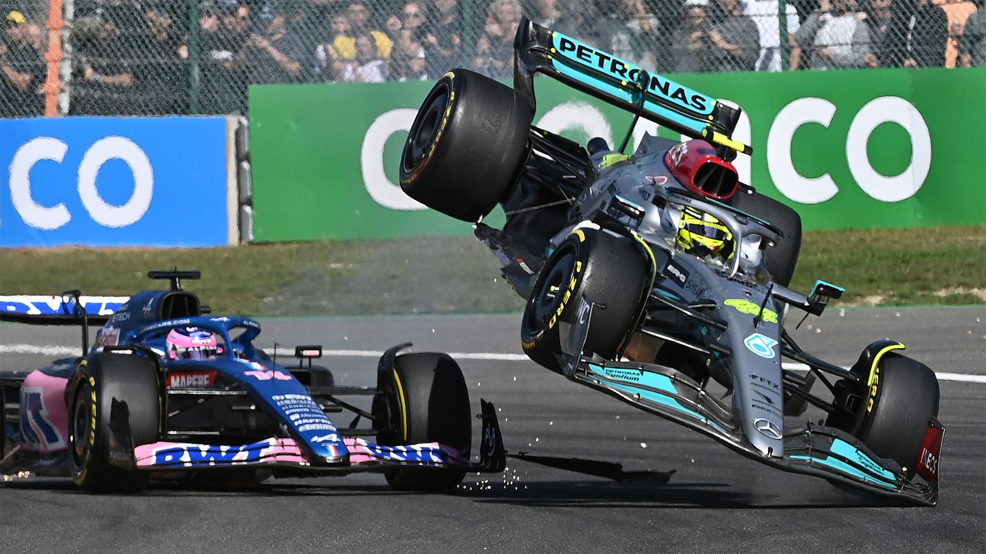 Lewis Hamilton y su dardo a Fernando Alonso tras su incidente en Spa: "Ya  sé lo que piensa de mí" | DAZN News España