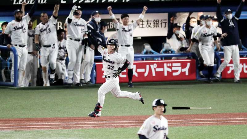 東京ヤクルトスワローズ内山壮真が9回に同点3ランを放ち引き分けに オリックス・バファローズは逃げ切れず | 日本シリーズ | プロ野球