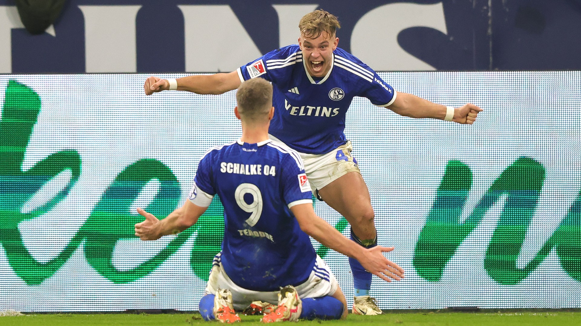 Schalke 04 Keke Topp 2. Liga 151223