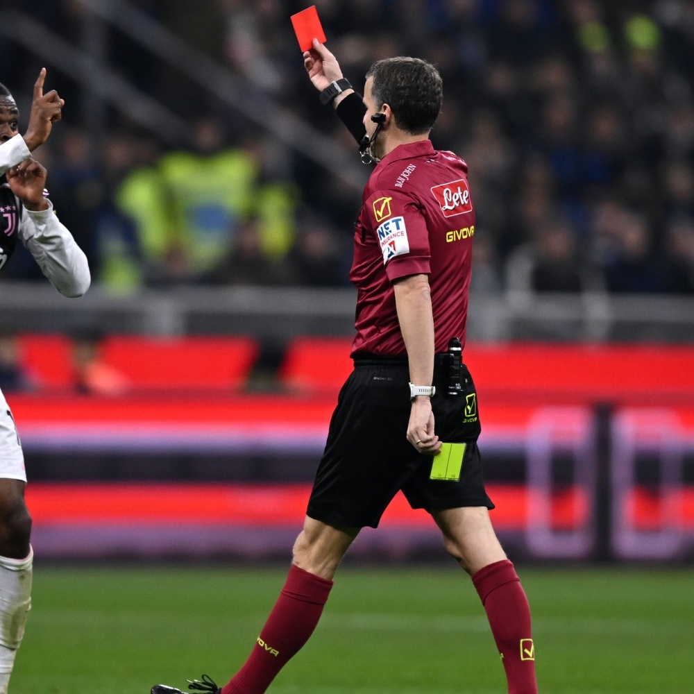 トッティがローマで復調するディバラを絶賛「フェノメノ。他の選手を