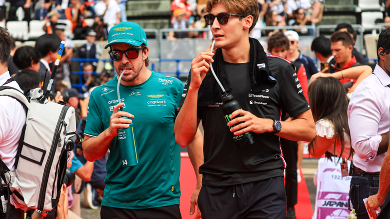 Fernando Alonso y George Russell, la pareja invencible jugando al pádel: "Llevamos un 100% de victorias"