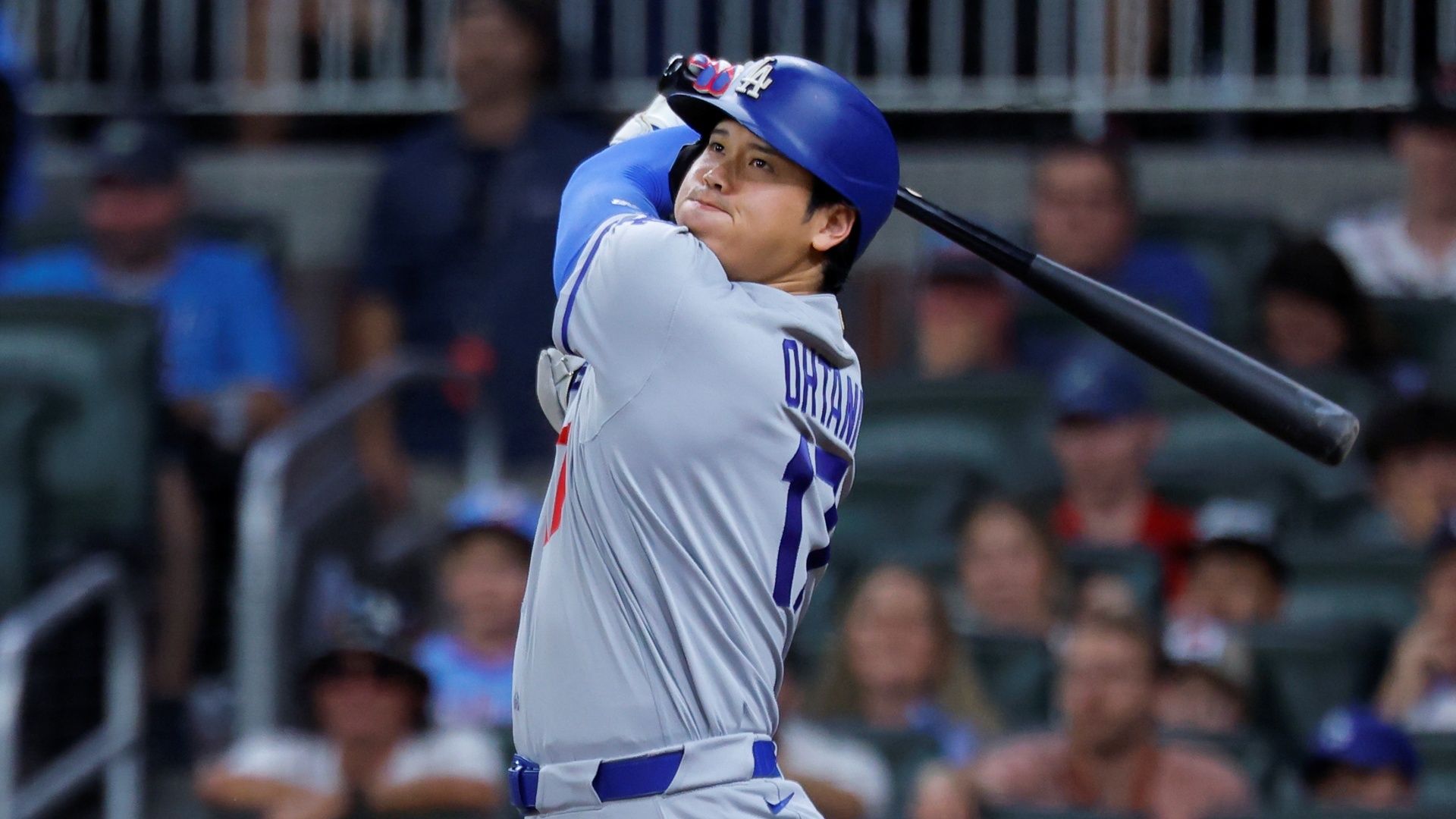 岩手、今季限りで現役を引退した水野晃樹がGM兼強化部長に就任すること