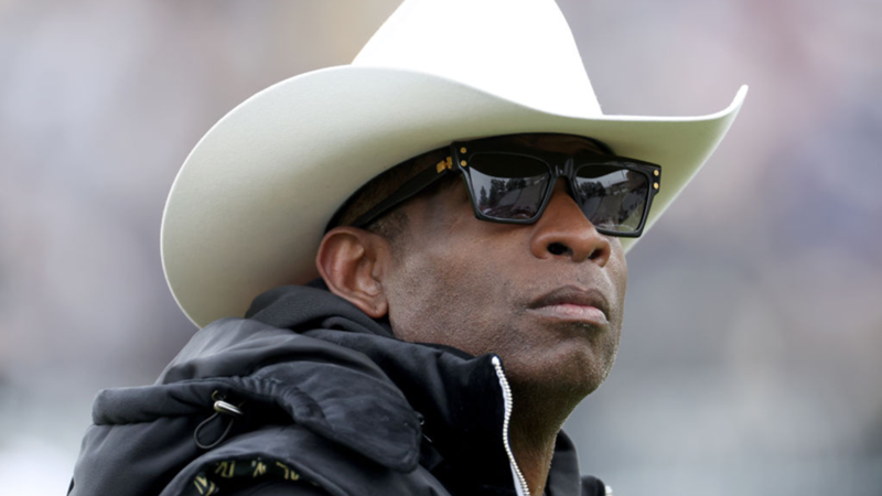 La leyenda de la NFL Deion Sanders brilla como entrenador en la NCAA: "No es acerca de ellos, es acerca de nosotros"