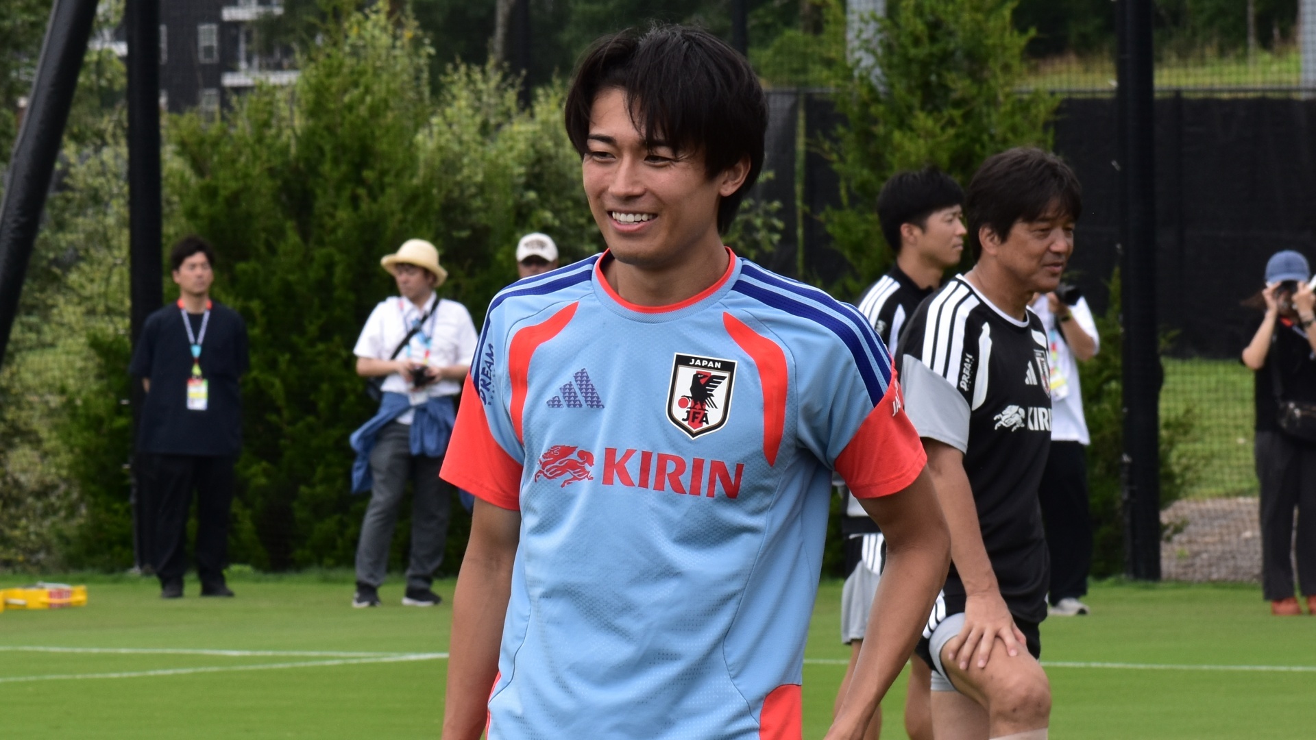 速報】日本代表、ドイツ戦に臨むスタメンを発表！三笘薫や遠藤航らが