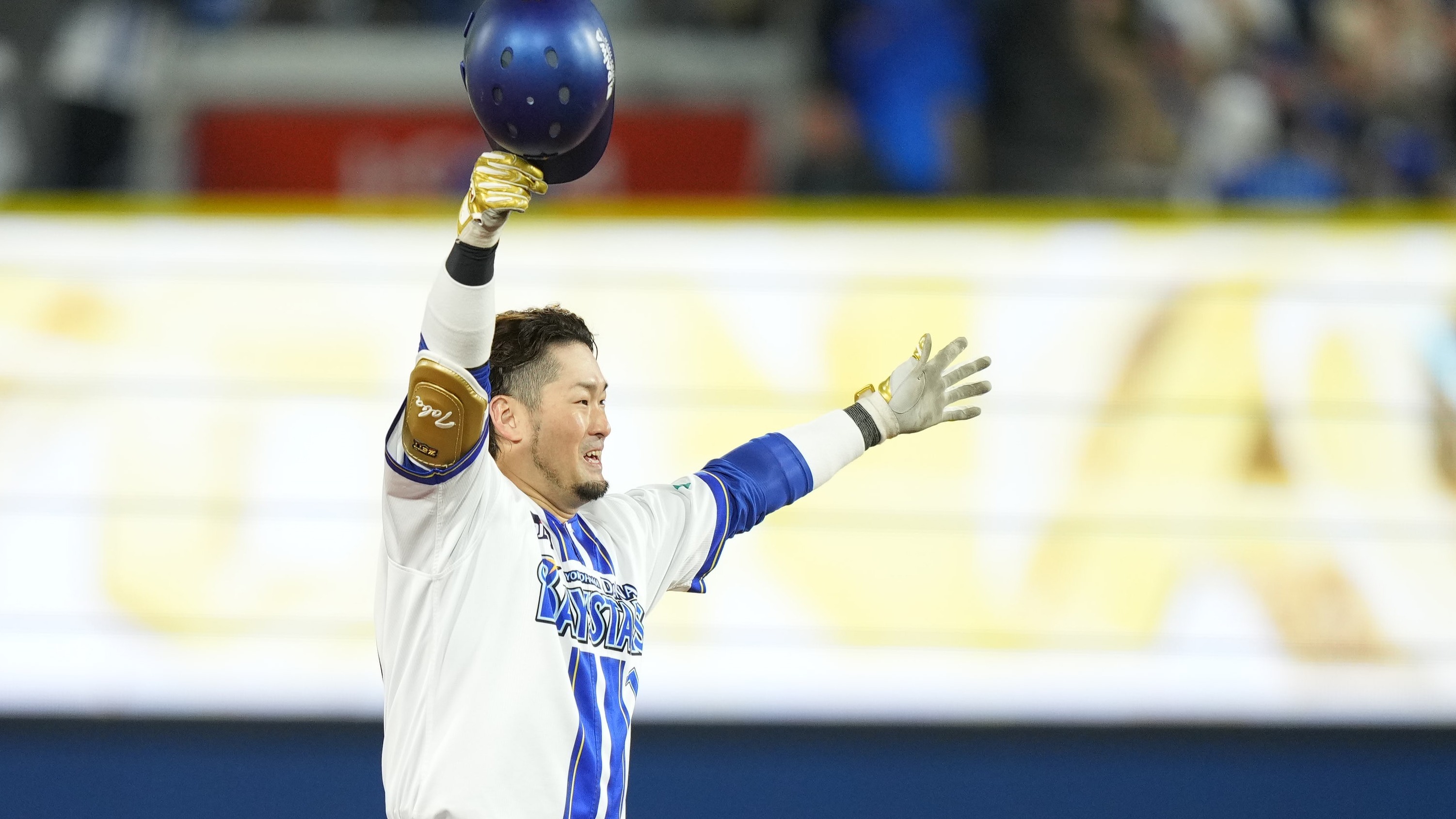 NPB公認　ベイスターズ戸柱恭孝選手　新品　未使用　袋なし DeNA】戸柱恭孝が自身初のサヨナラ打！6連勝で貯金生活突入｜プロ野球