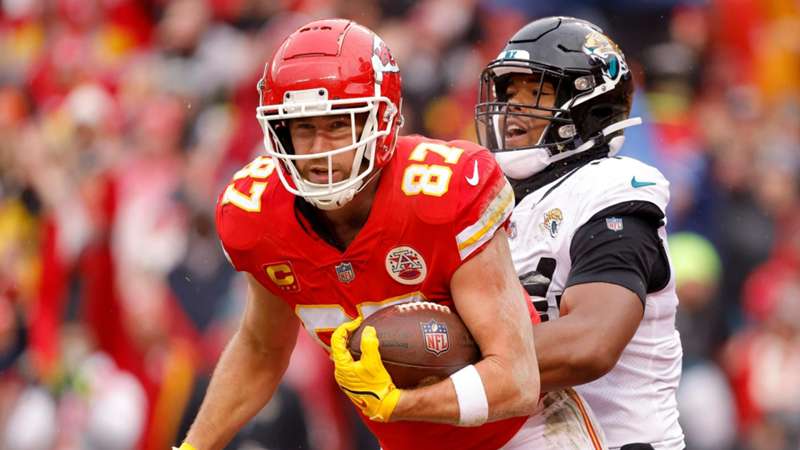 Chiefs, led by hobbled Patrick Mahomes, beat Jaguars 27-20 in playoffs