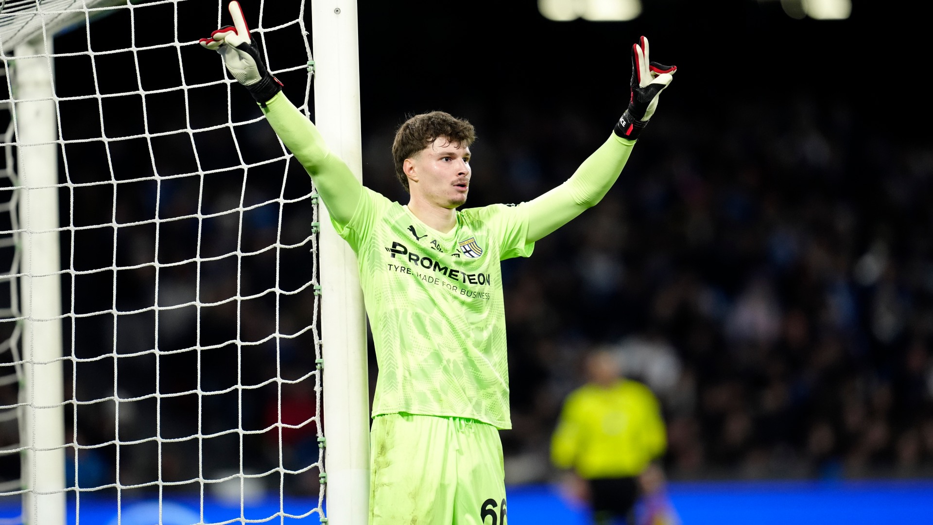 パルマで第3GKが台頭、ブッフォンと同じ3番手からのセリエAデビュー