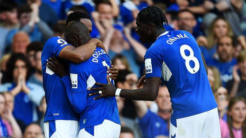 Everton volta a surpreender e vence Chelsea