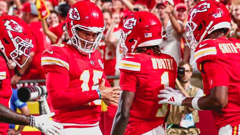 Patrick Mahomes y la emotiva intrahistoria con Xavier Worthy en los Kansas City Chiefs vs Baltimore Ravens de la NFL