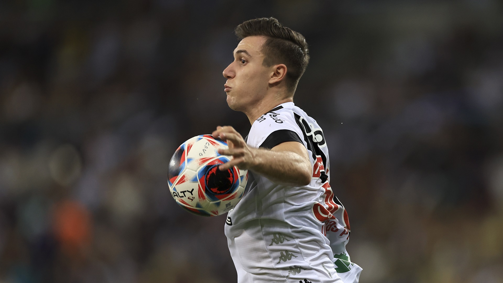 Lucas Piton con la maglia del Vasco da Gama