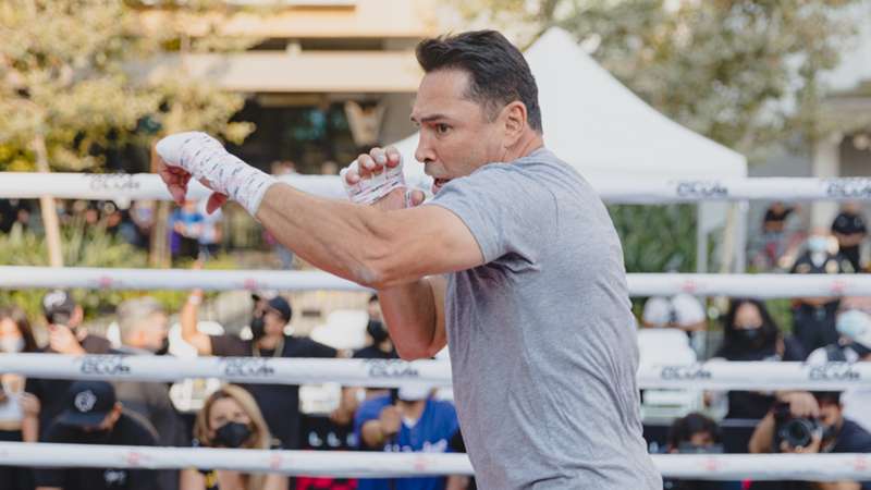 ¿Ha tomado Óscar De La Hoya la decisión correcta al confirmar su retiro?