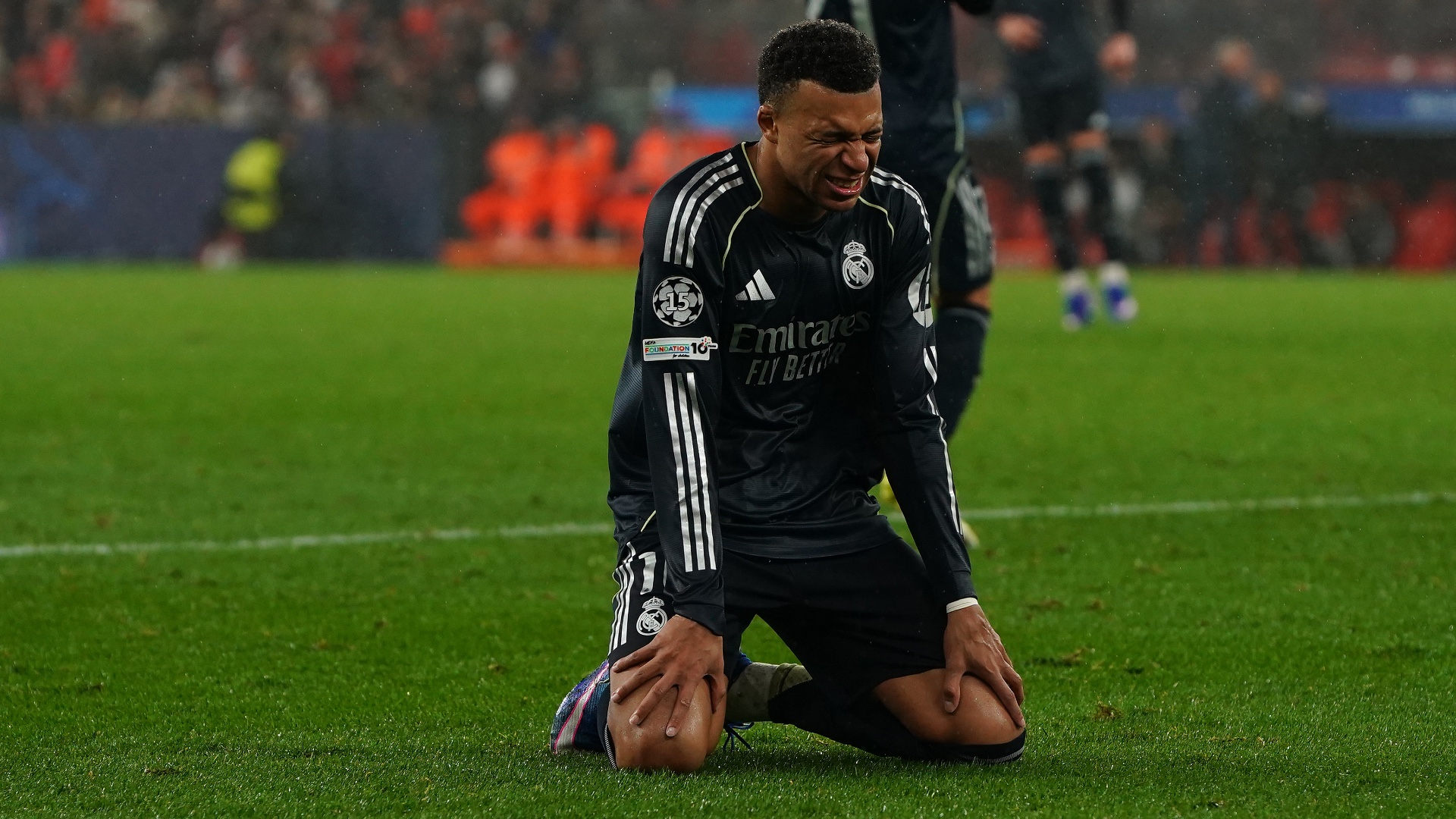 ベンフィカに完敗のレアル・マドリード…現地識者「選手たちがX