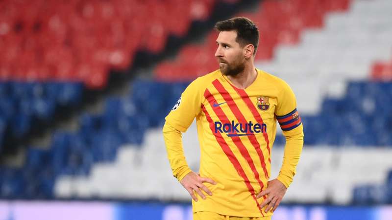 Lionel Messi reportedly on verge of signing with Paris Saint-Germain