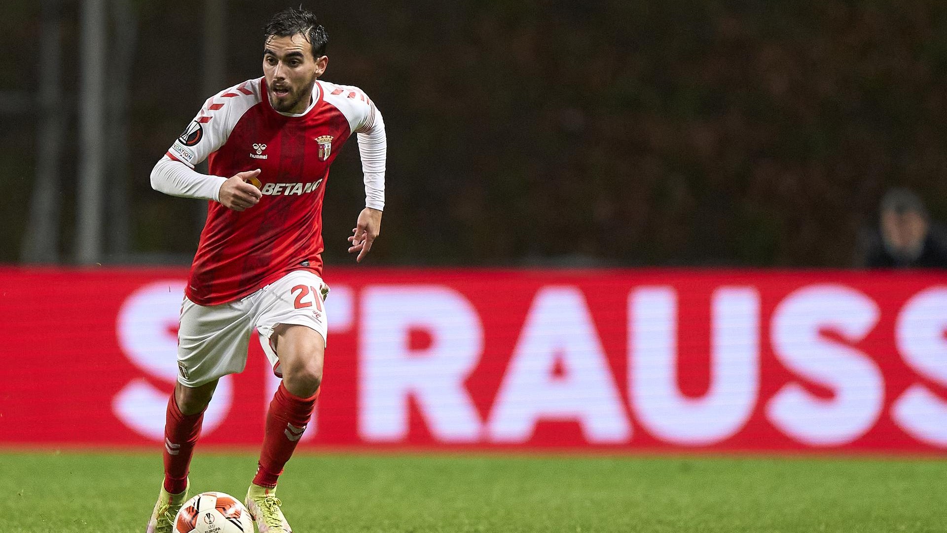 Gorgeous Sc Braga Estreia-se Hoje Na Europa League Em Exclusivo Na Dazn Abstract for Your Screen Gorgeous Sc Braga Estreia-se Hoje Na Europa League Em Exclusivo Na Dazn Abstract for Your Screen