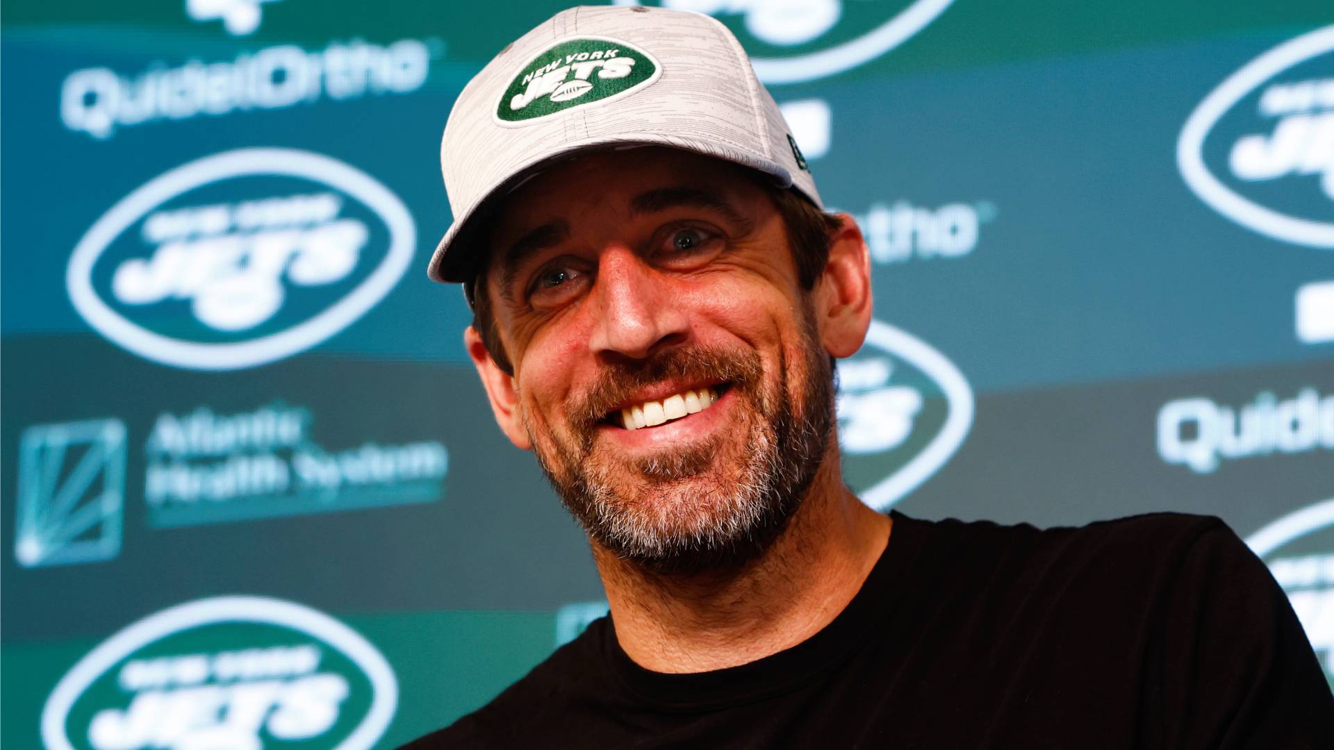Aaron Rodgers preseason hint dropped as New York Jets star closes in on ...