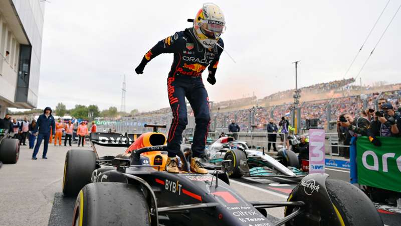 Max Verstappen elige su equipo ideal de F1: ¡Fernando Alonso como piloto principal!