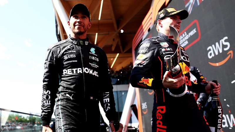 Lewis Hamilton: "Si yo estuviera en el coche de Checo Pérez, Max Verstappen no lo tendría tan fácil como ahora"