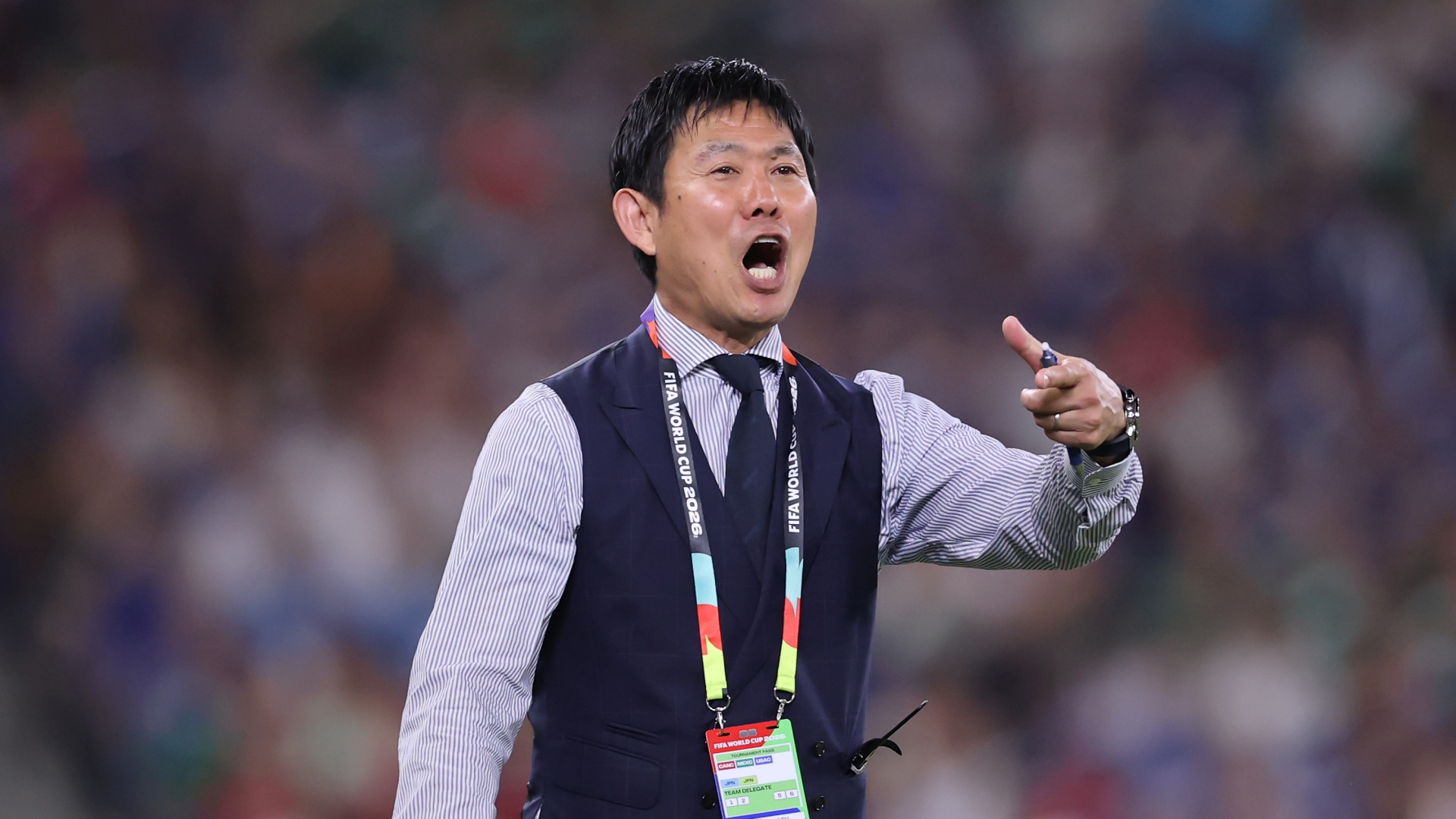 残念そこは…菊池涼介が見せたダイビングキャッチからのグラブトスが