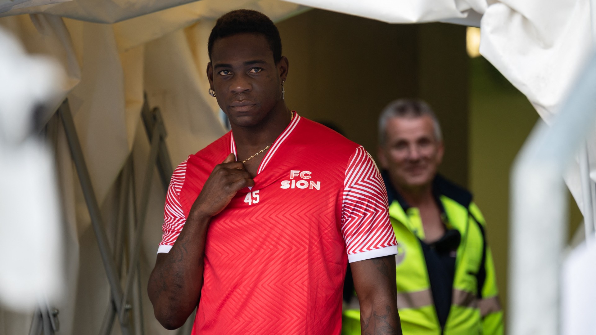 Mario Balotelli del Sion ospite a SuperTele su DAZN