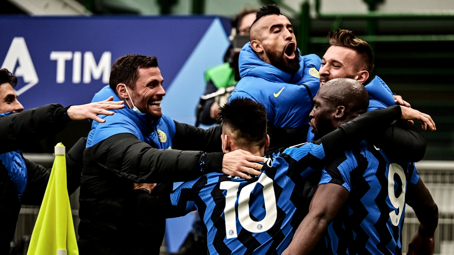 インテルは何回セリエBに行きましたか?