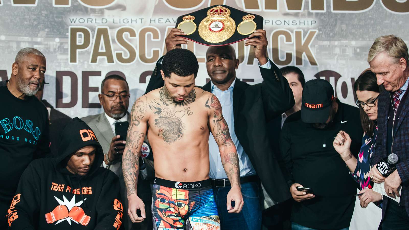 Gervonta Davis makes weight on second attempt as weighin issues